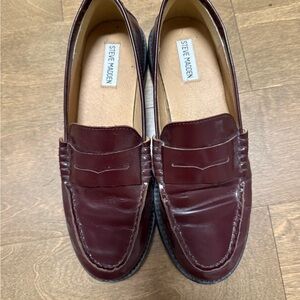 Steve Madden Burgundy Loafers